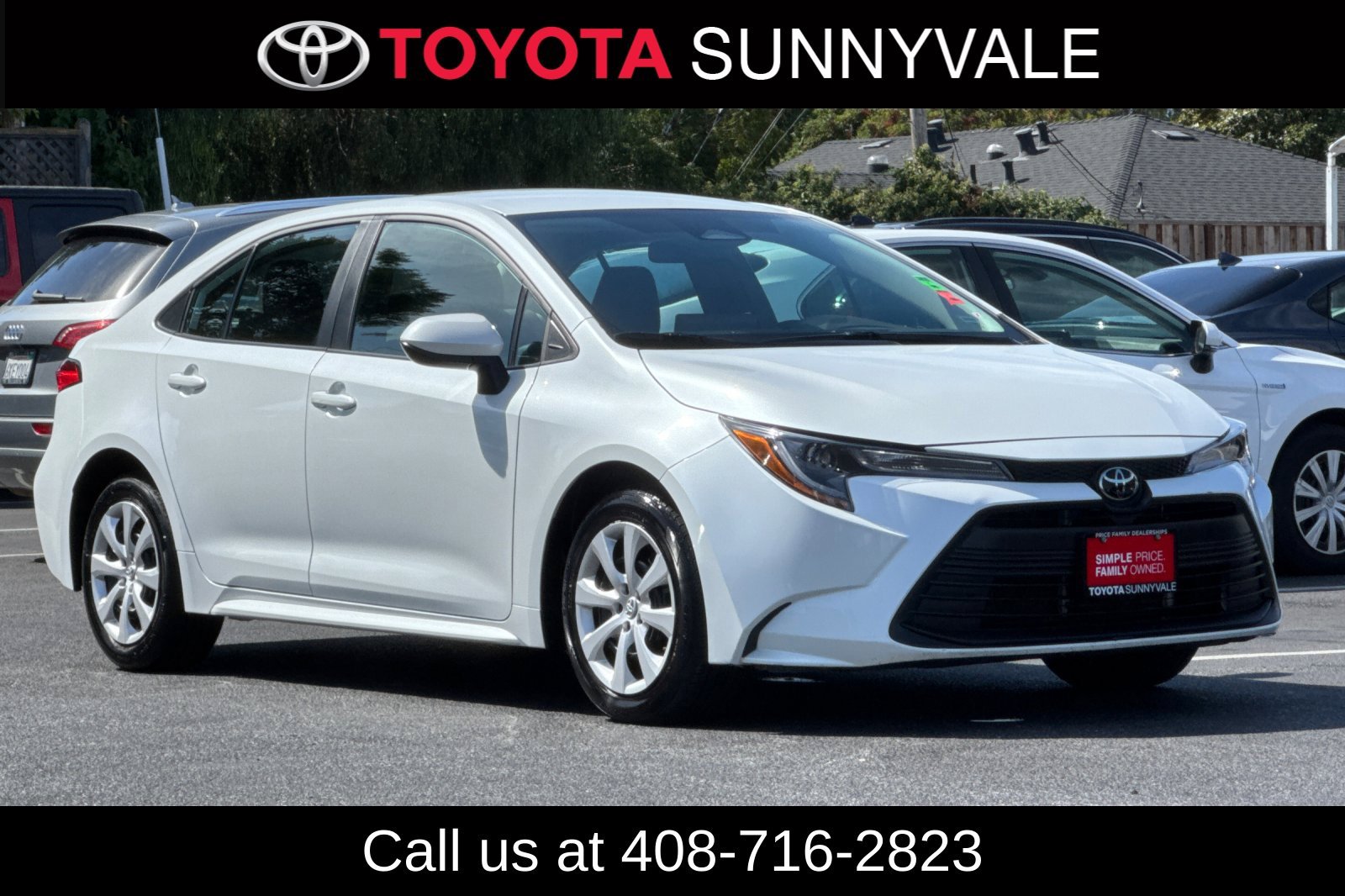 Used 2025 Toyota Corolla LE FWD image 8