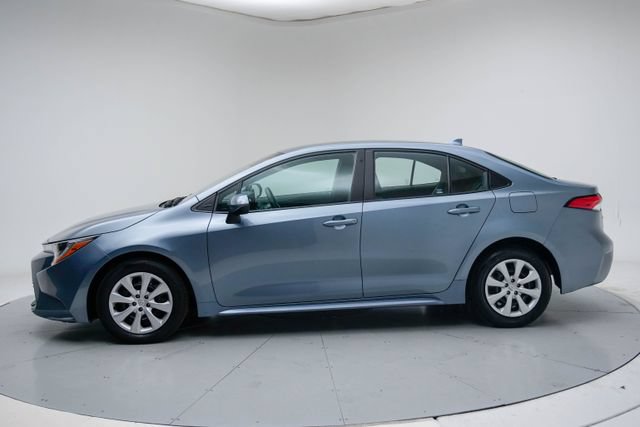 Used 2024 Toyota Corolla LE FWD image 3