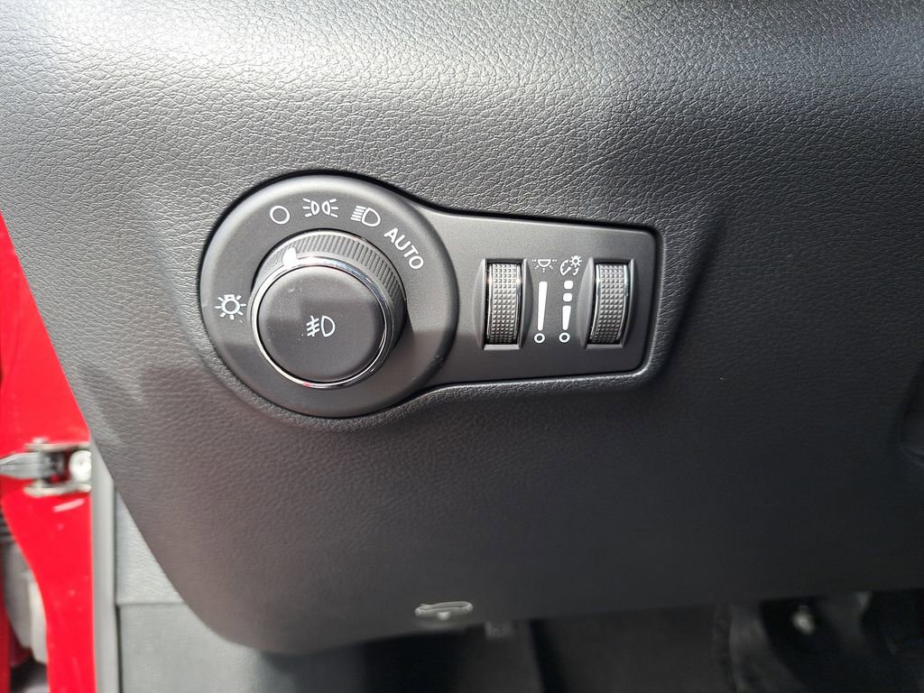 New 2026 Jeep Compass Latitude w/ Quick Order Package 29K AWD/4WD image 25