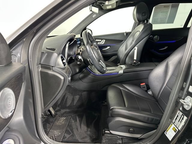 Used 2020 Mercedes-Benz GLC 300 4MATIC image 11