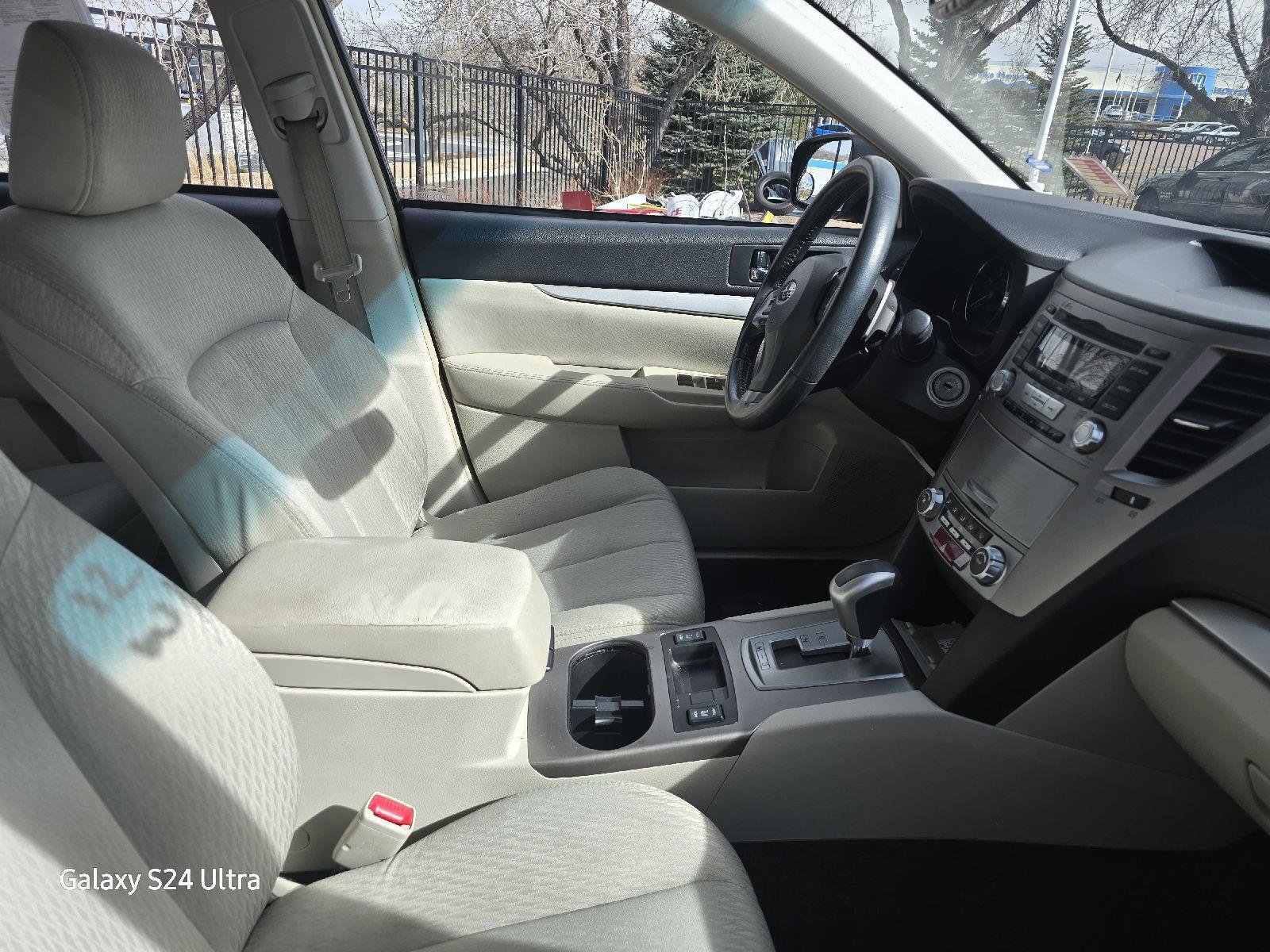 Used 2012 Subaru Legacy 2.5i Premium w/ All-Weather Pkg image 18