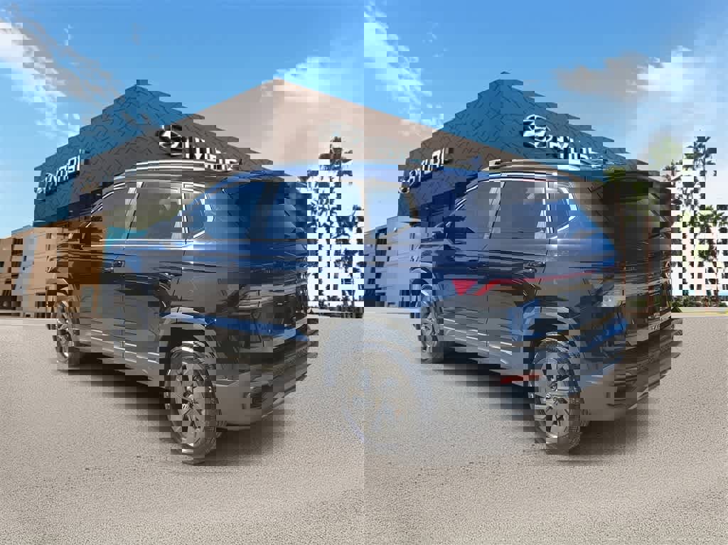 Used 2025 Volkswagen Taos S image 2