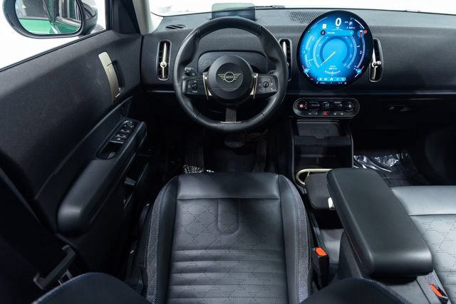 Used 2025 MINI Cooper Countryman S AWD/4WD image 3