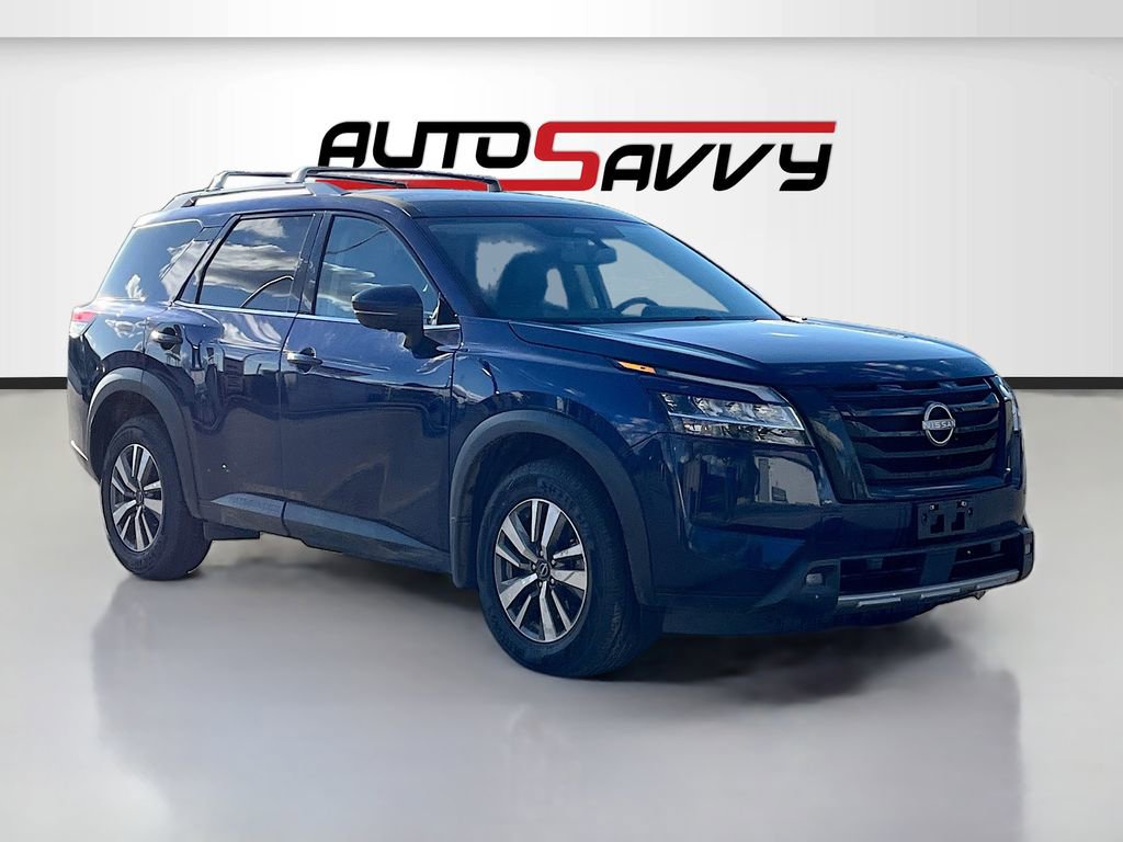Used 2022 Nissan Pathfinder SL w/ SL Black Package image 1
