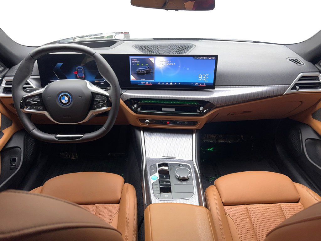 Used 2025 BMW i4 eDrive40 w/ Premium Package RWD image 54