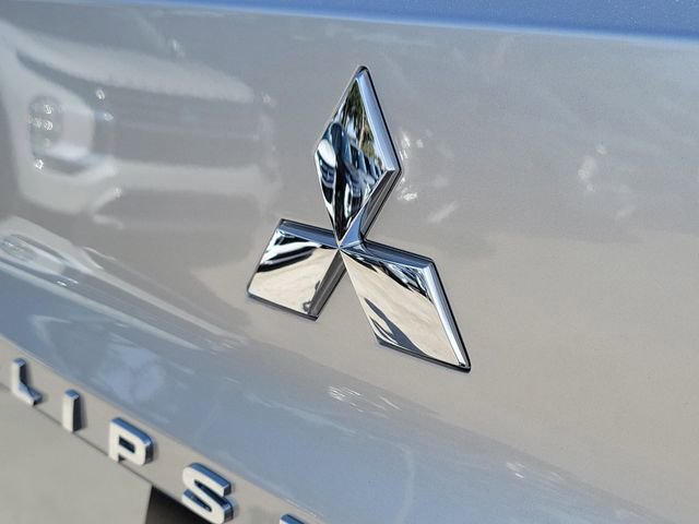 New 2026 Mitsubishi Eclipse Cross LE AWD/4WD image 8