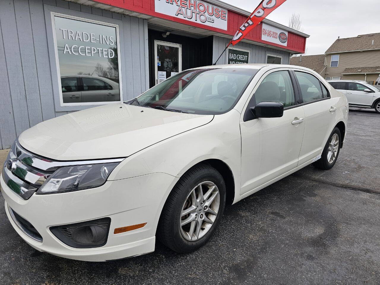 Used 2010 Ford Fusion S image 2