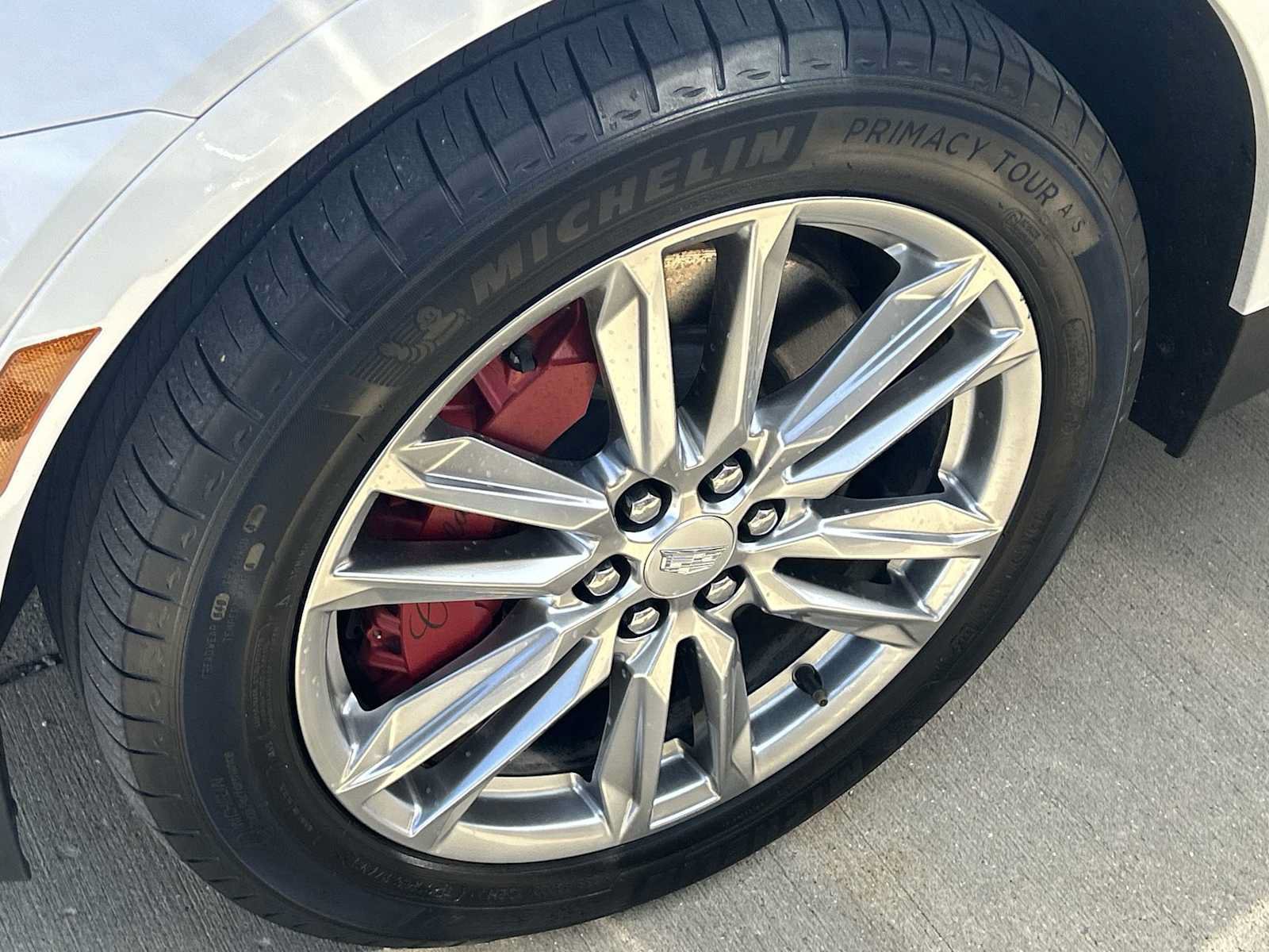 Used 2024 Cadillac XT5 Sportv AWD/4WD image 32