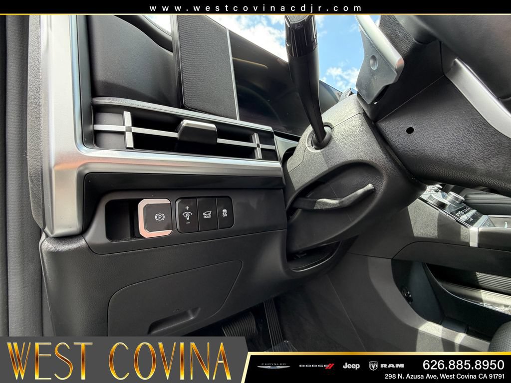 Used 2025 Hyundai Santa Fe SEL AWD/4WD image 21