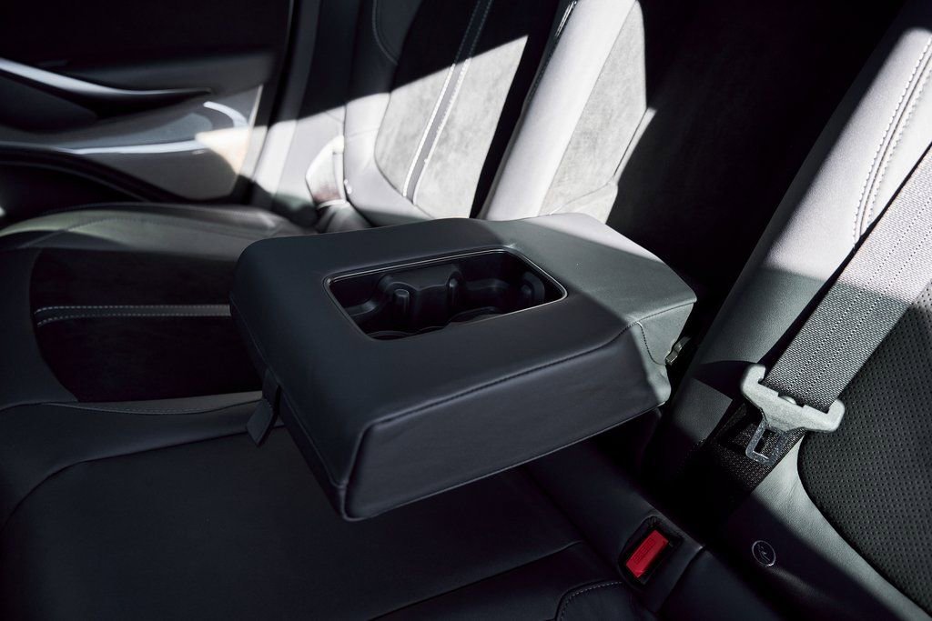 Used 2025 Aston Martin DBX 707 image 52