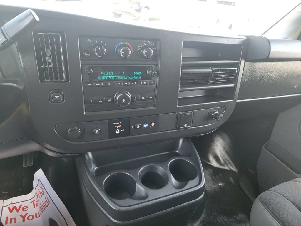 Used 2021 GMC Savana 2500 w/ Driver Convenience Package RWD image 19