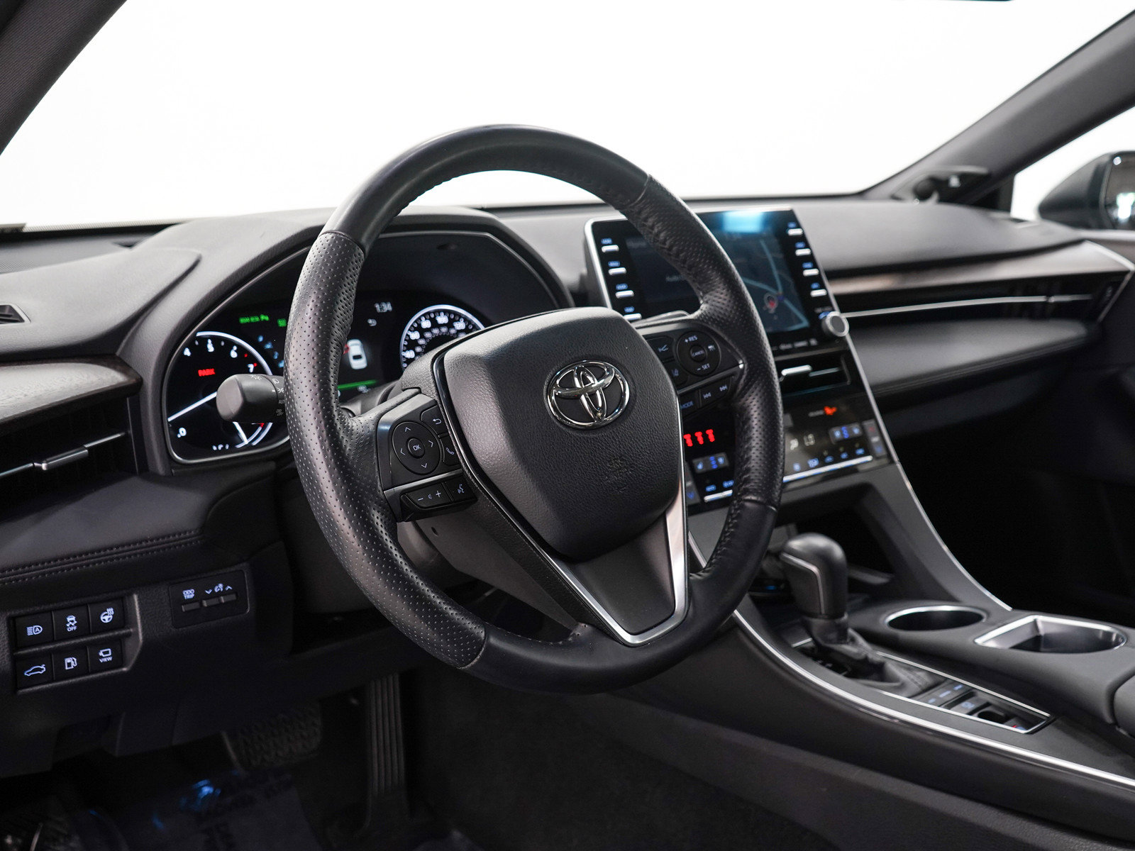 Used 2021 Toyota Avalon Limited w/ Advanced Safety Package FWD image 23
