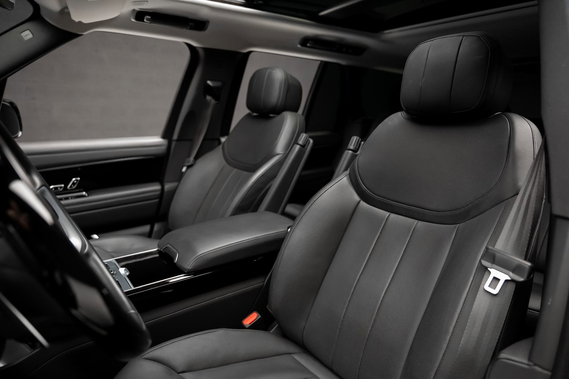 Used 2023 Land Rover Range Rover SE image 58