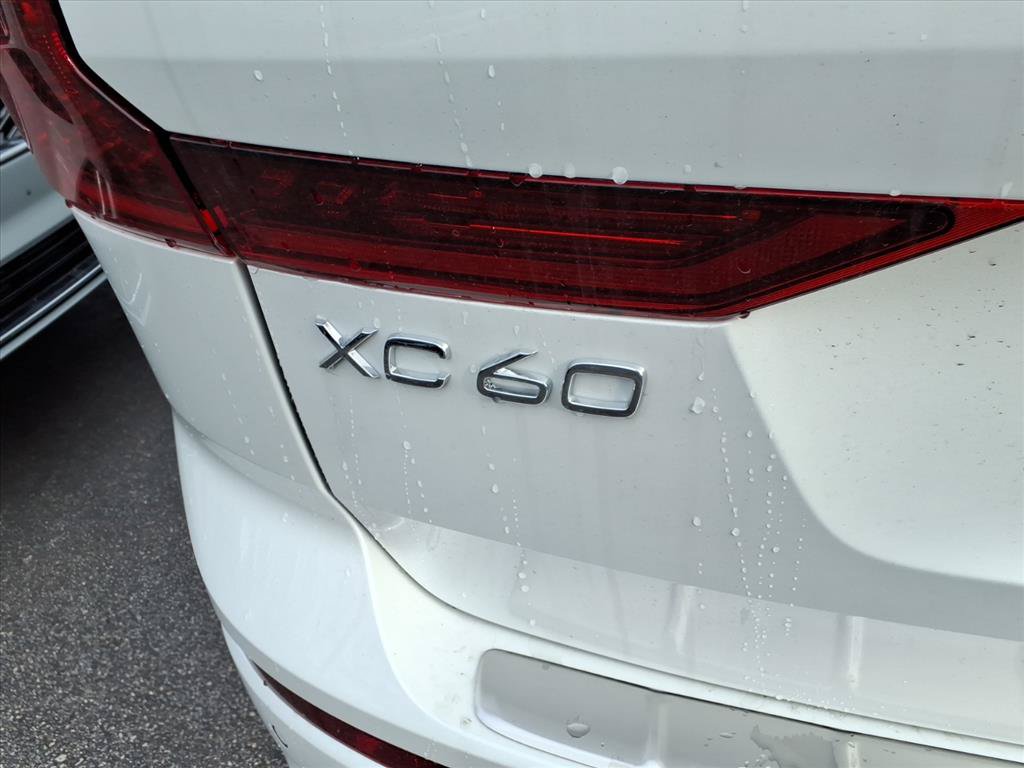 New 2026 Volvo XC60 B5 Ultra w/ Protection Package Premier AWD/4WD image 5
