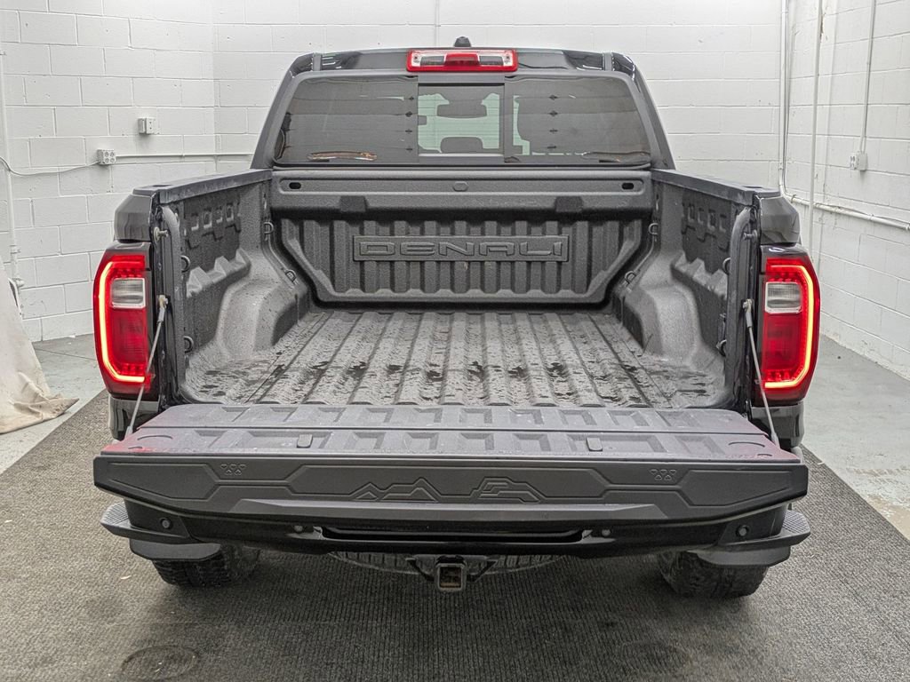 Used 2023 GMC Canyon Denali AWD/4WD image 17