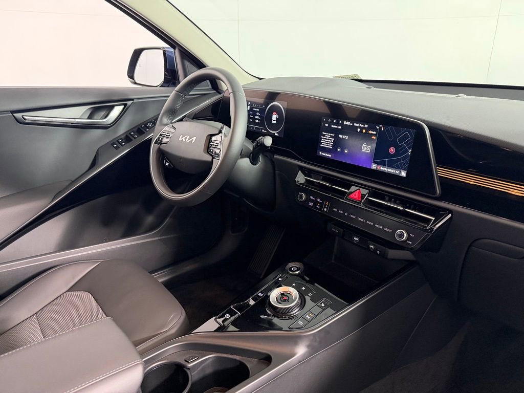 Used 2025 Kia Niro Wind FWD image 31