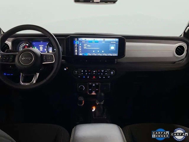 Used 2025 Jeep Wrangler Unlimited Sahara w/ Safety Group image 12