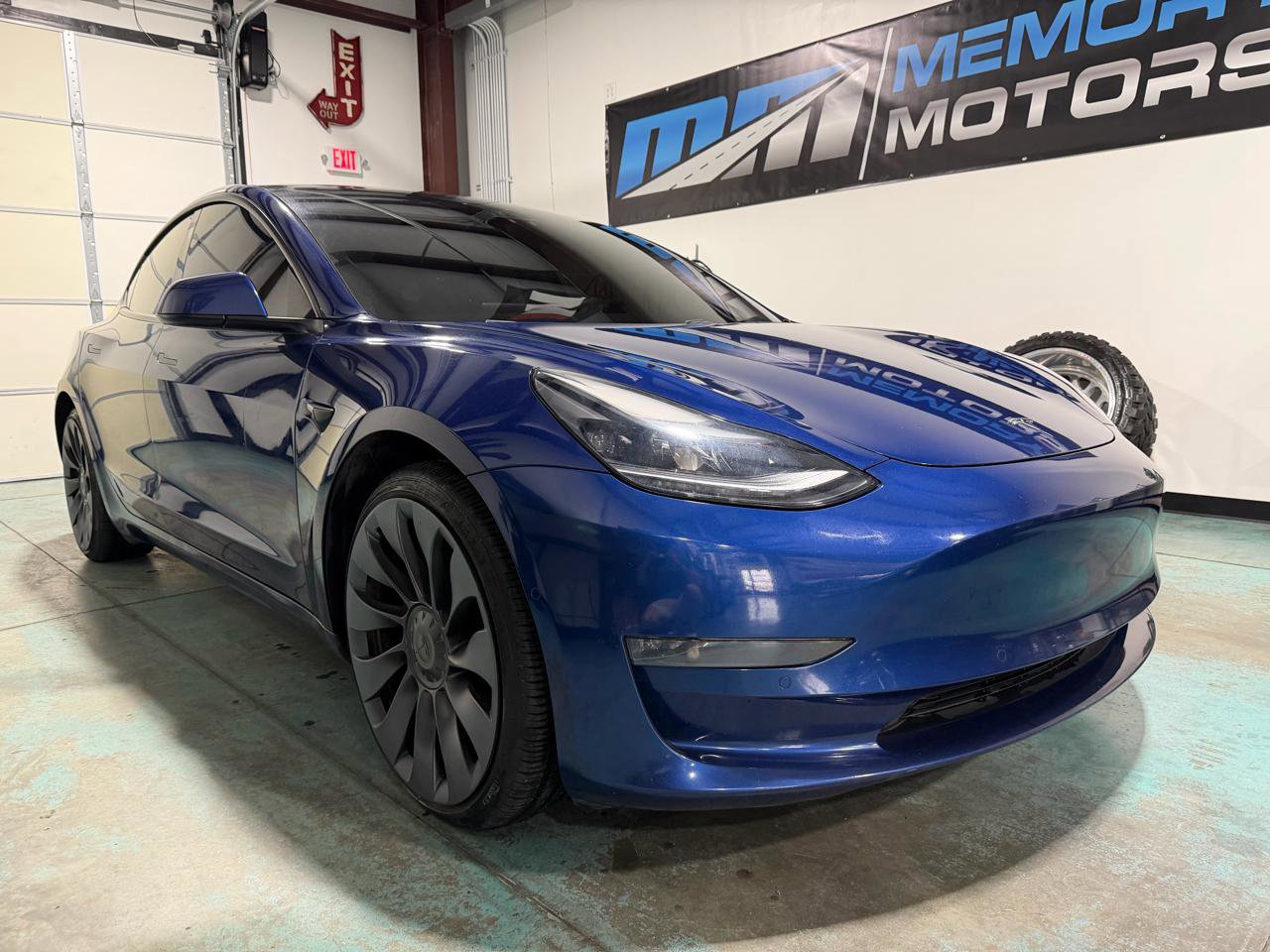 Used 2021 Tesla Model 3 Performance image 1