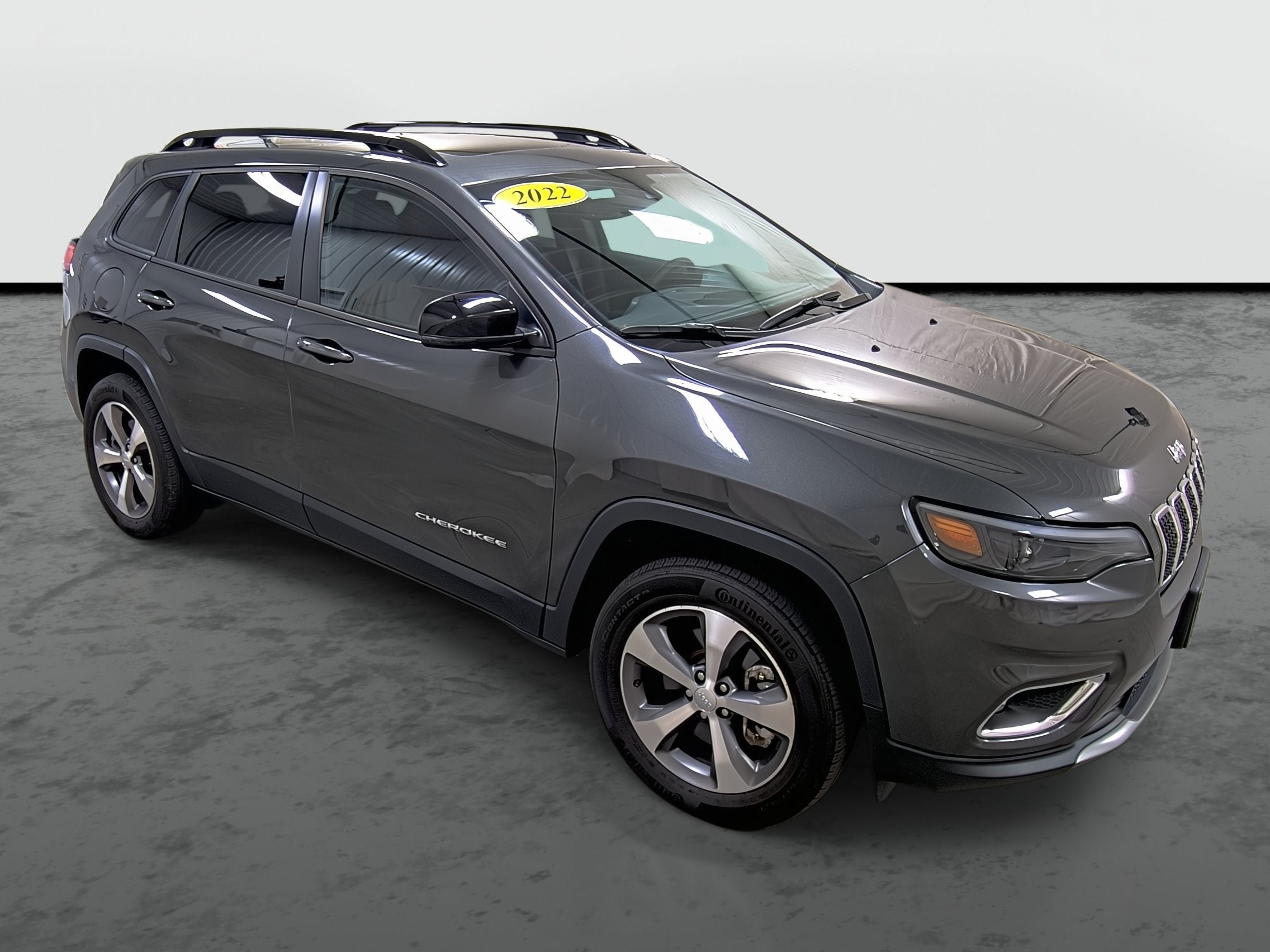 Used 2022 Jeep Cherokee Limited AWD/4WD image 5