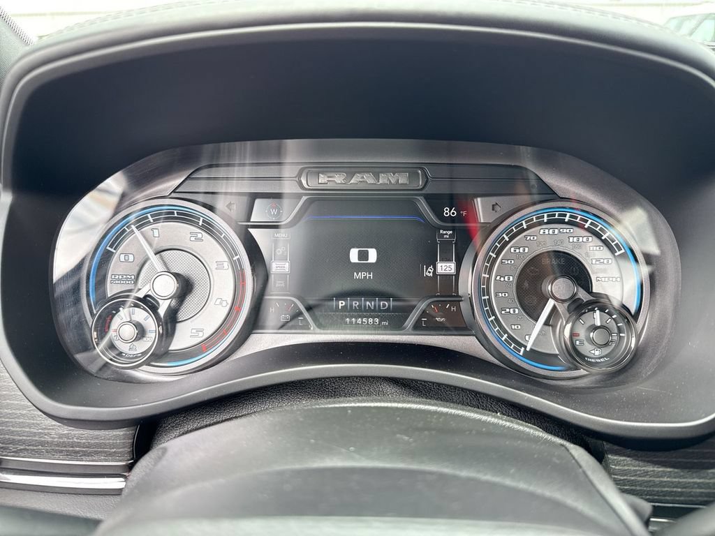 Used 2022 RAM 2500 Limited AWD/4WD image 15