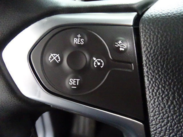 Used 2023 Chevrolet Traverse LT AWD/4WD image 7
