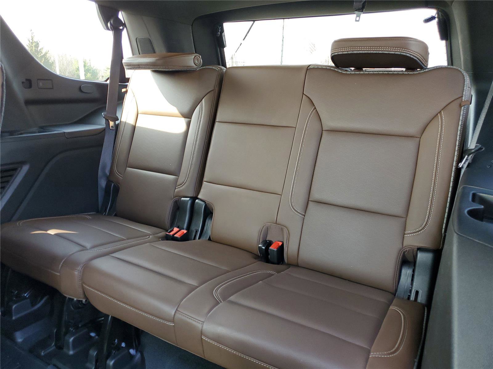 Used 2021 Chevrolet Tahoe High Country w/ Premium Package image 13