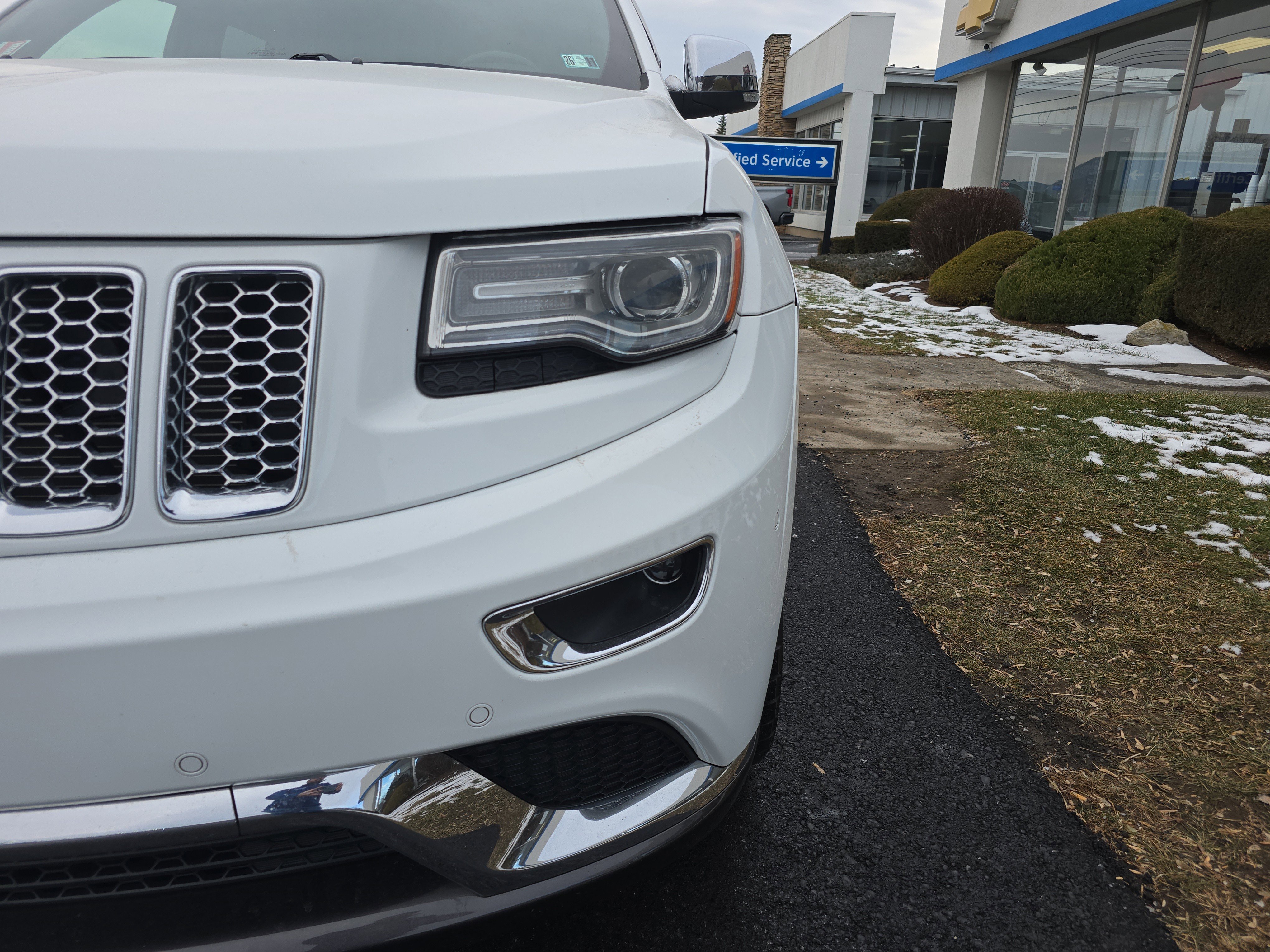 Used 2014 Jeep Grand Cherokee Summit image 10