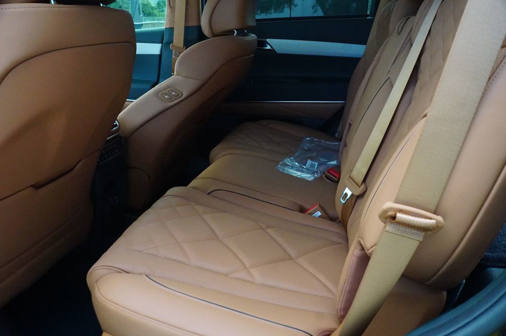 New 2025 Genesis GV80 3.5T Prestige image 17