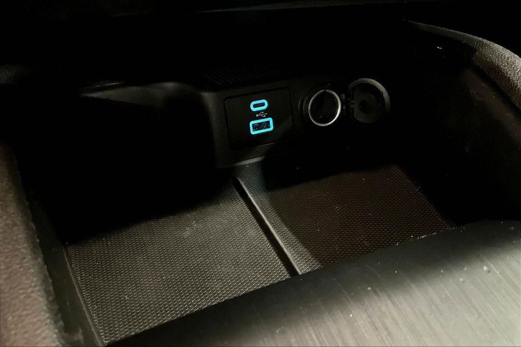 Used 2023 Ford Escape Active image 30