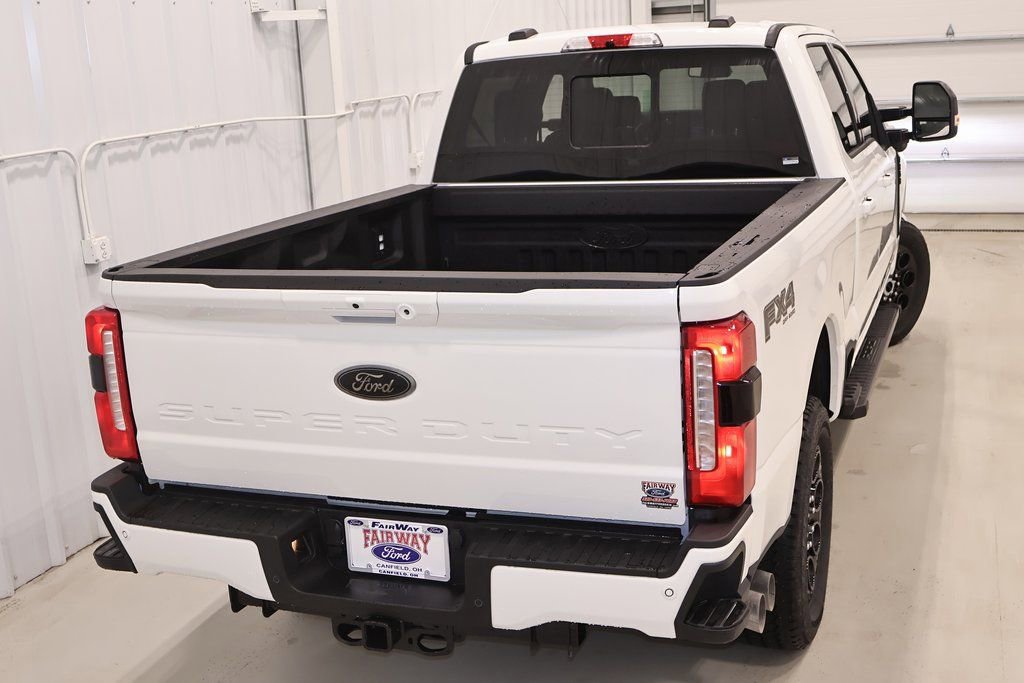 New 2026 Ford F250 Lariat w/ Black Appearance Package image 47