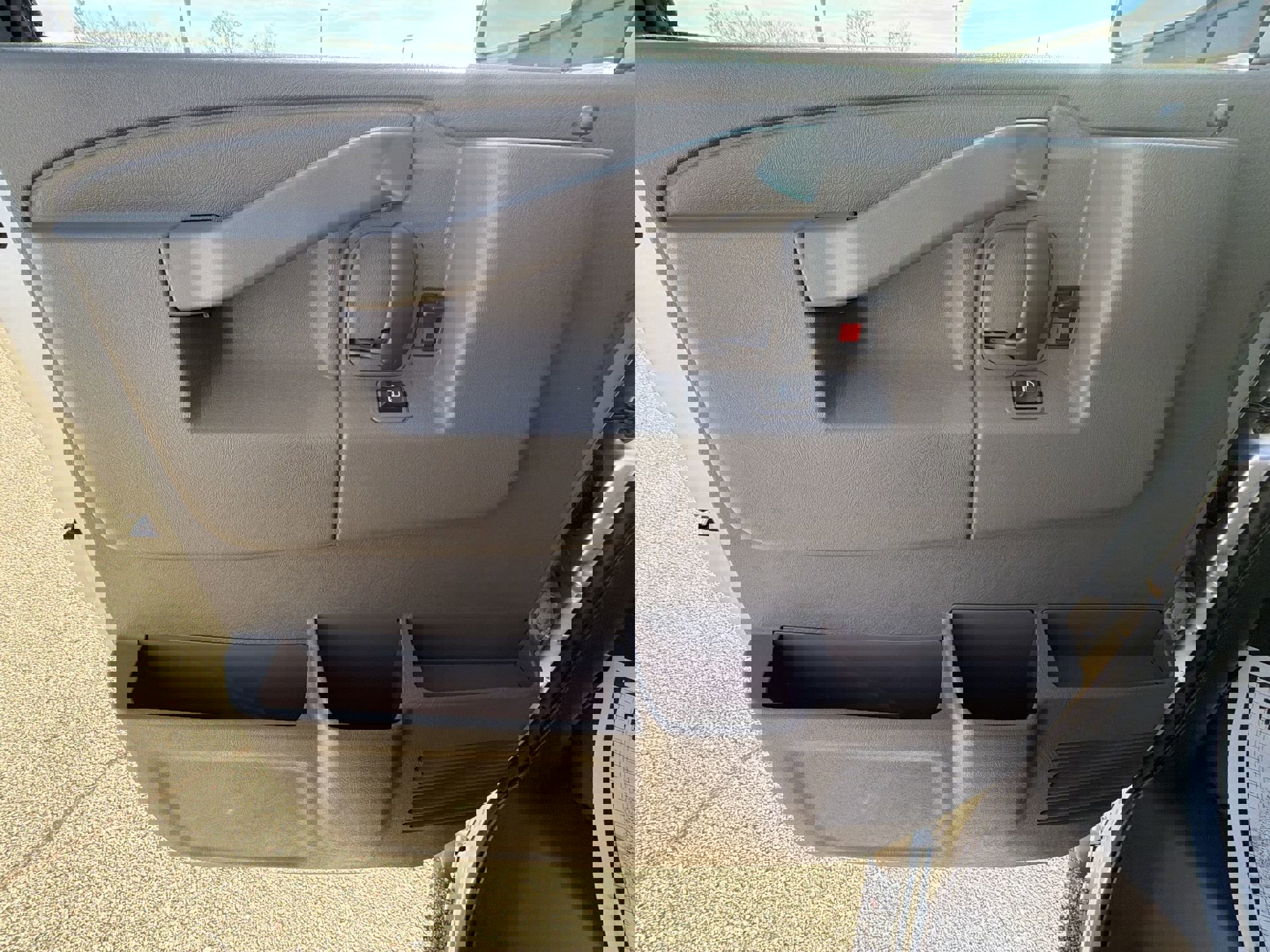 New 2025 GMC Savana 2500 image 19