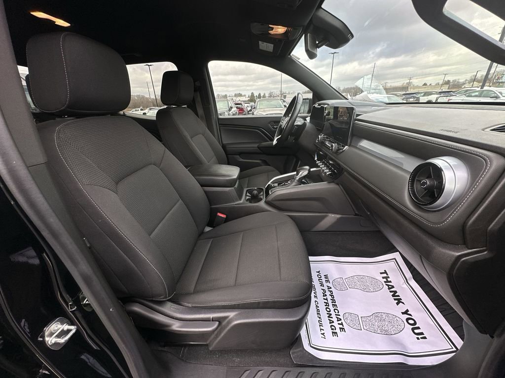 Used 2023 Chevrolet Colorado LT w/ LT Convenience Package II image 23