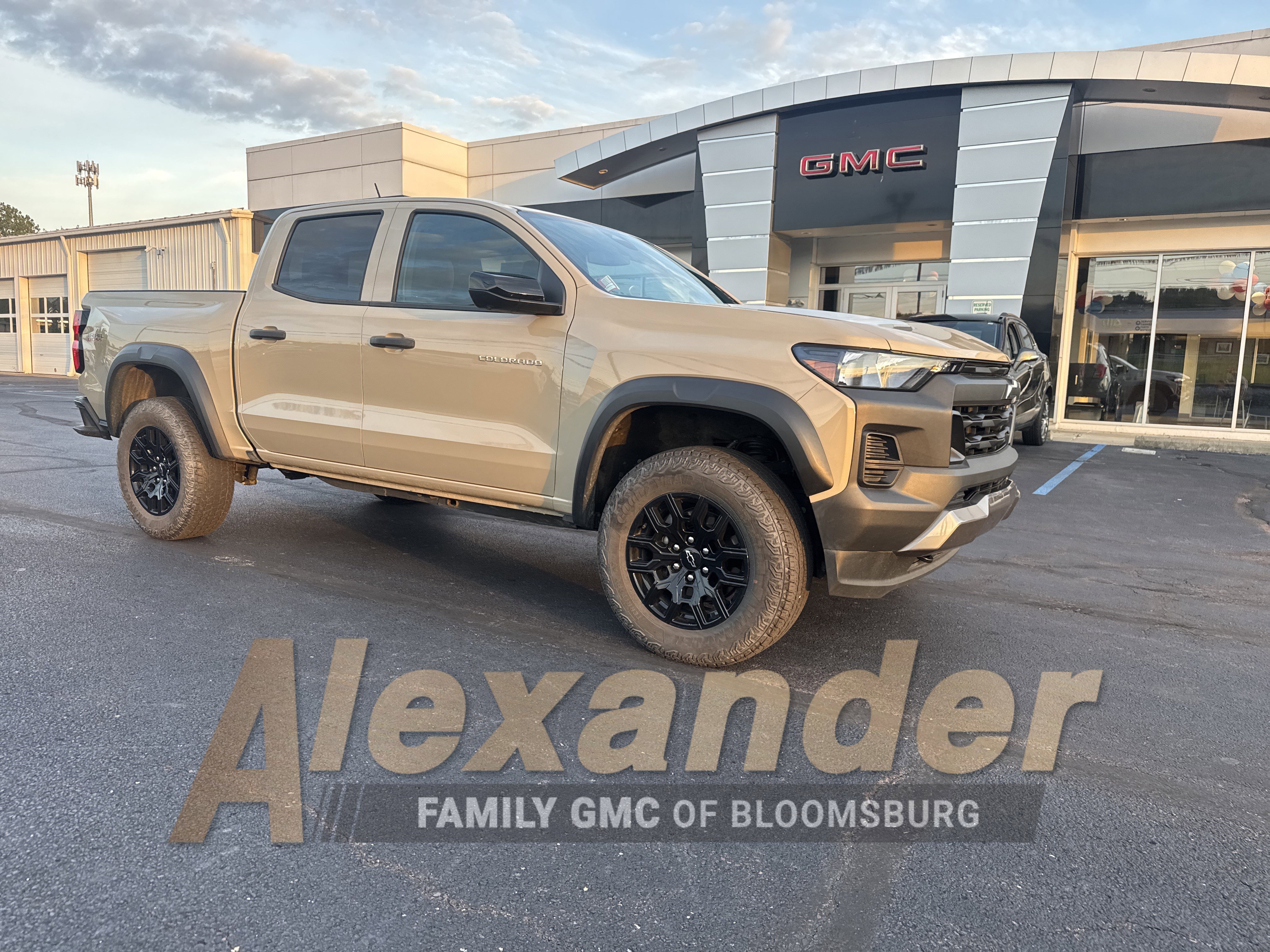Used 2023 Chevrolet Colorado Trail Boss w/ Technology Package
