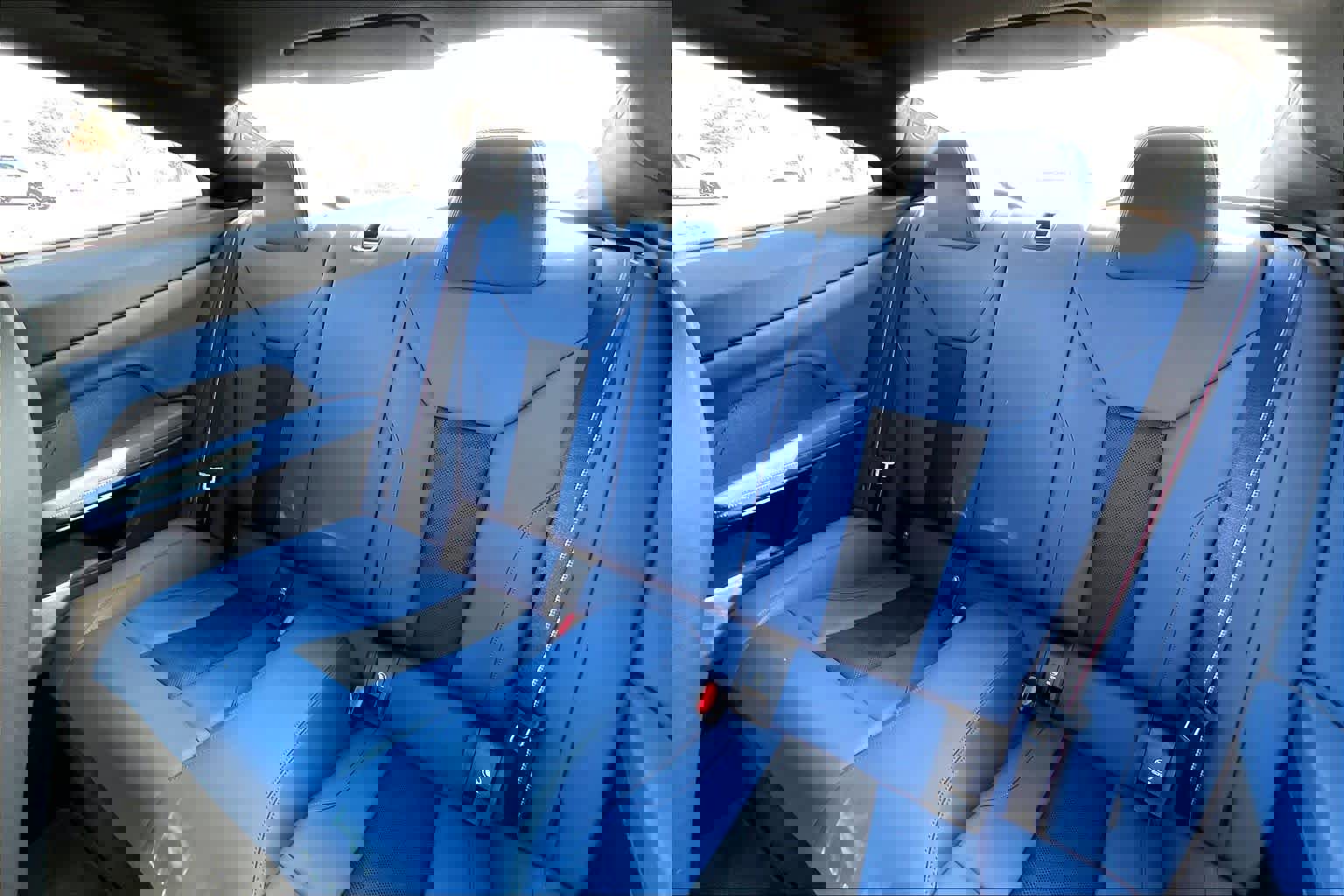 Used 2024 BMW M4 w/ Executive Package image 21