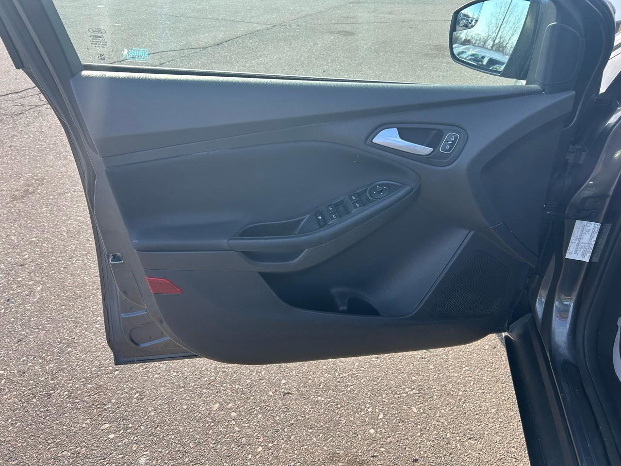 Used 2016 Ford Focus SE image 14