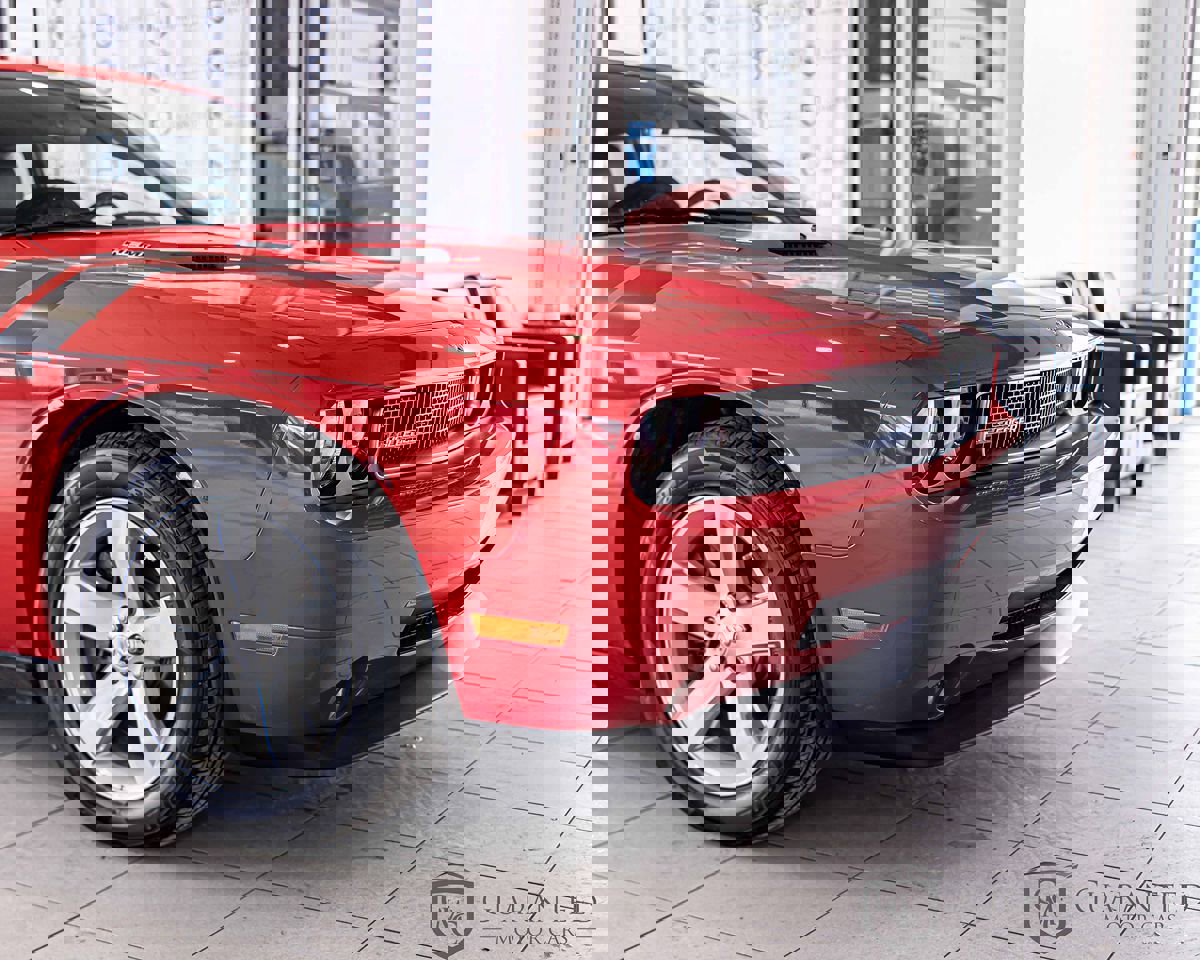 Used 2009 Dodge Challenger R/T image 5