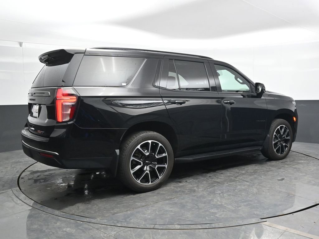 Used 2022 Chevrolet Tahoe RST w/ Luxury Package AWD/4WD image 3