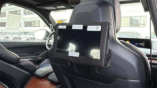 New 2026 Lincoln Navigator Black Label image 12