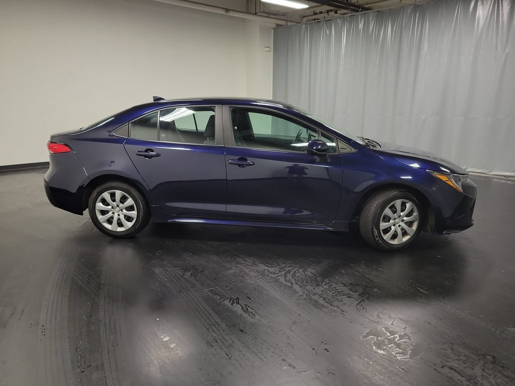 Used 2024 Toyota Corolla LE FWD image 9