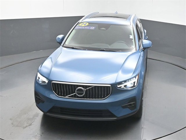 Used 2024 Volvo XC40 B5 Plus w/ Protection Package Premier image 44