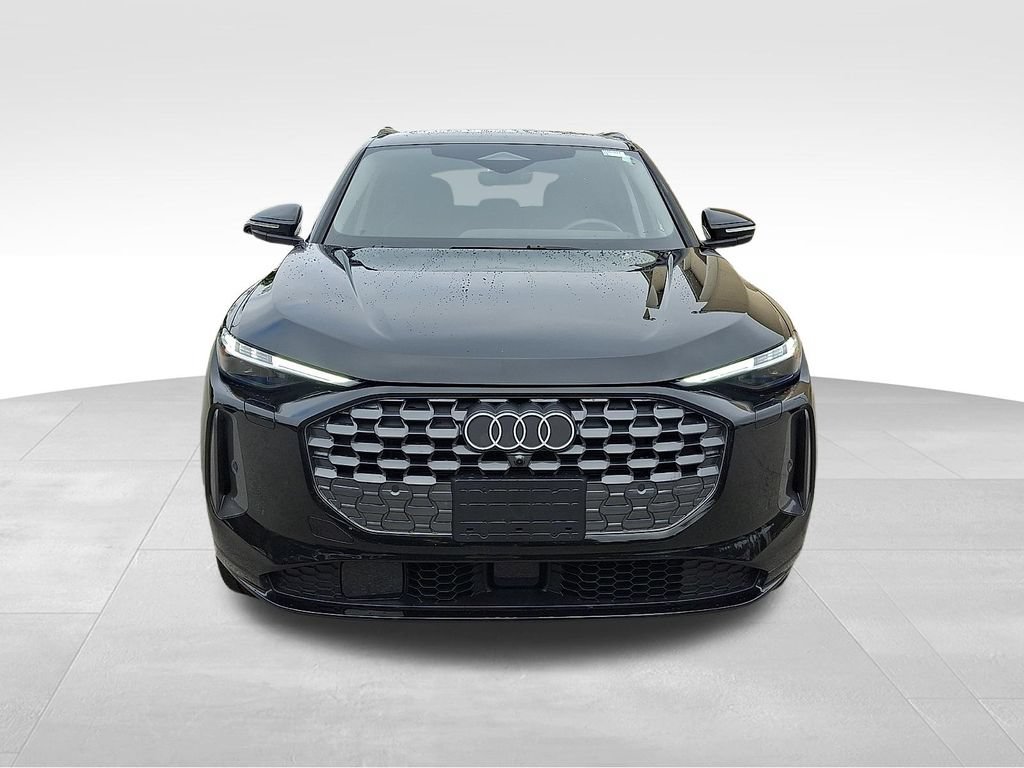 Used 2025 Audi Q5 Premium Plus AWD/4WD image 2