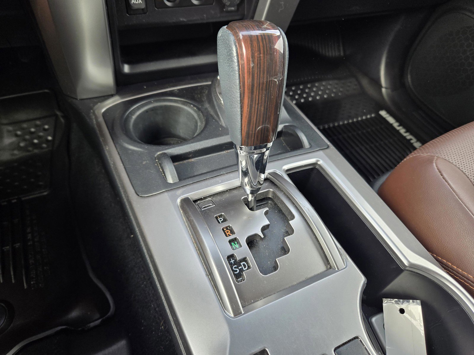 Used 2018 Toyota 4Runner Limited image 19