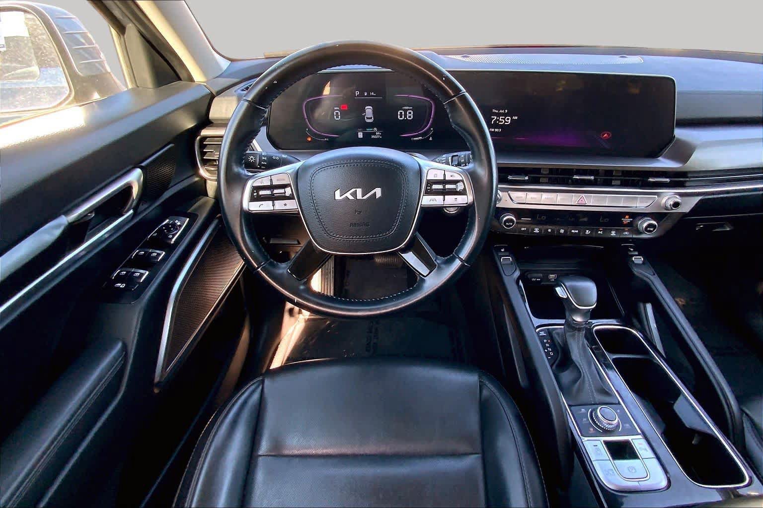 Used 2025 Kia Telluride S AWD/4WD image 6