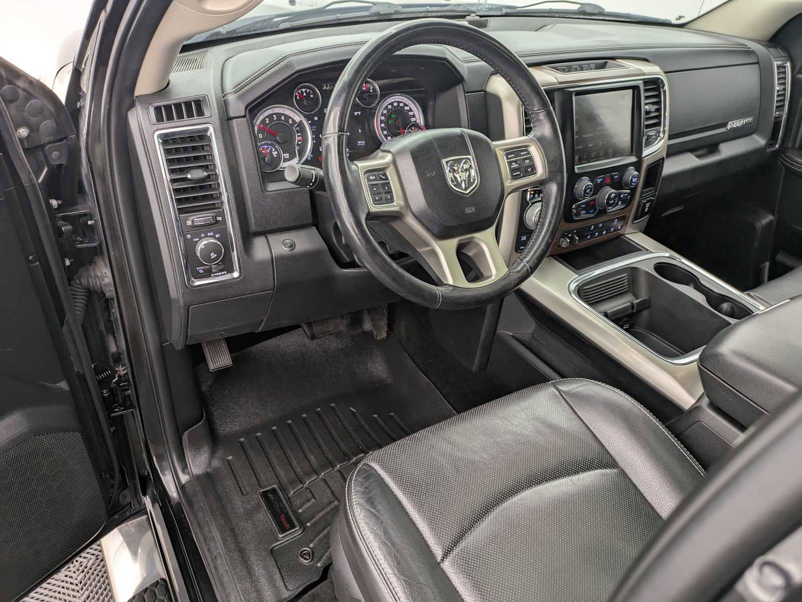 Used 2015 RAM 1500 Laramie image 2