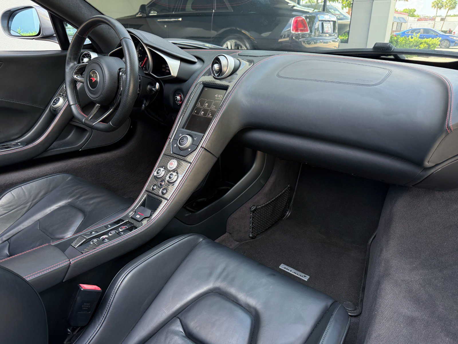 Used 2015 McLaren 650S Spider RWD image 29