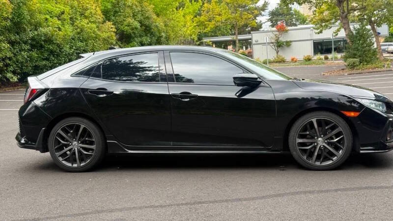 Used 2020 Honda Civic Sport Touring image 5