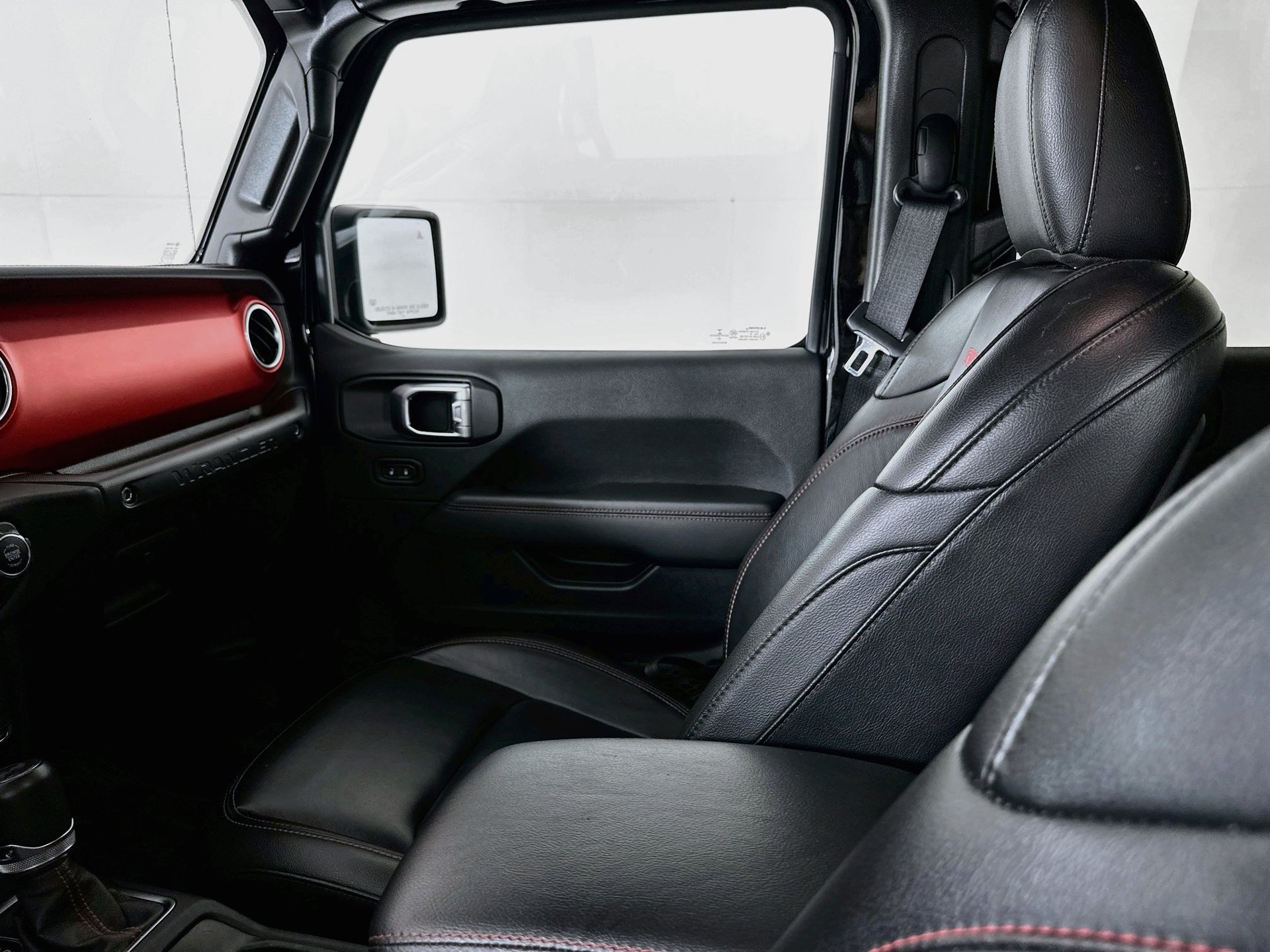 Used 2021 Jeep Wrangler Unlimited Rubicon AWD/4WD image 24