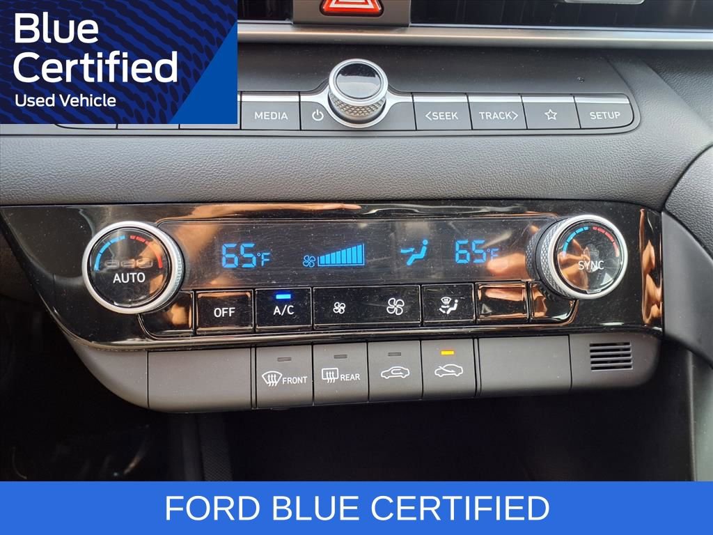 Used 2024 Hyundai Elantra SEL image 21