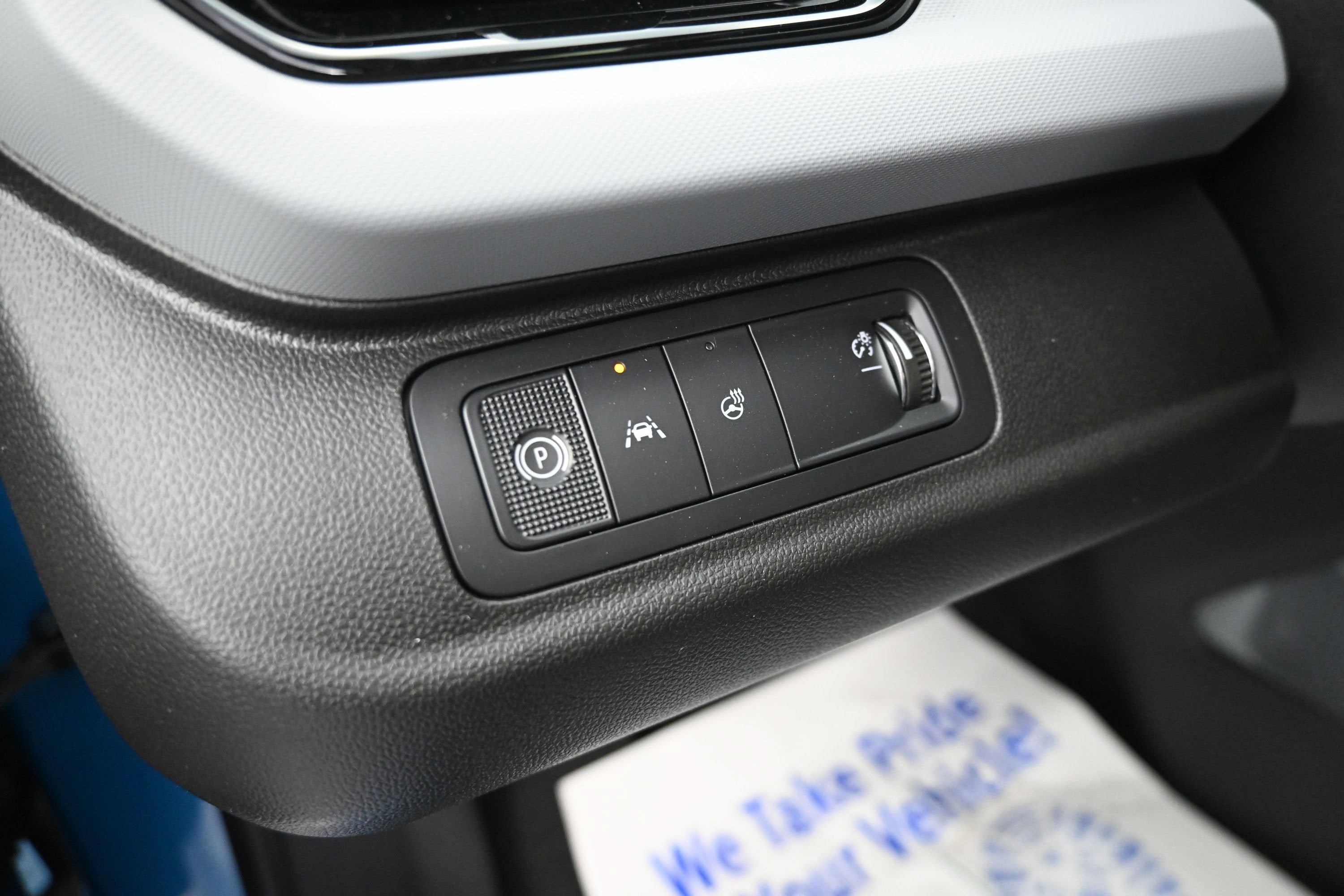 New 2027 Chevrolet Bolt RS w/ Technology Package FWD image 24