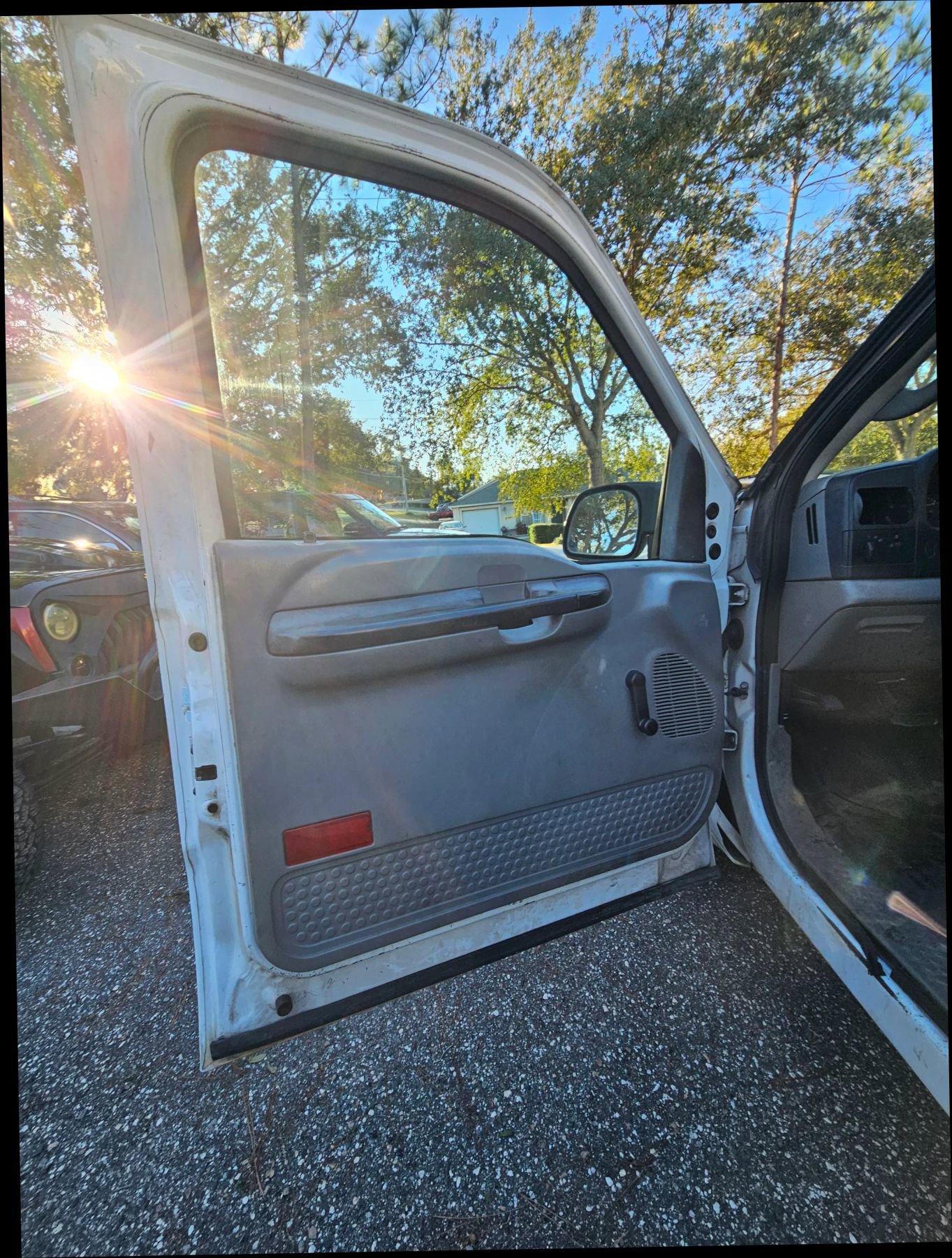 Used 2005 Ford F250 XL image 13